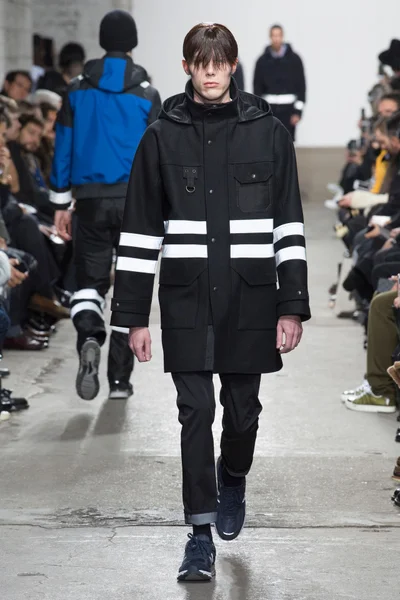 Look 5